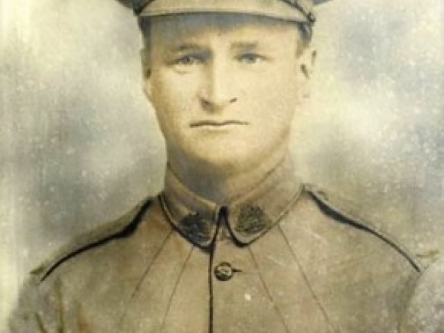 Private Oscar Herbert Hart, 4th Battalion, c. 1915
