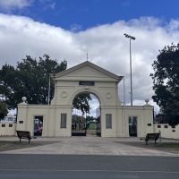 Entrance to the Mansfield Reserve through the Memorial Gate