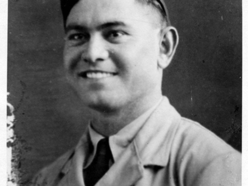 Photo of Flight Sergeant Arnold Lockyer, No. 24 Squadron RAAF. c. 1942