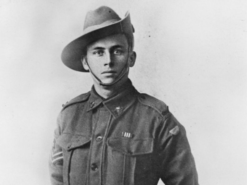 Studio portrait of 2257 Corporal (Cpl) Harry Burgan Slee AWM P09291.077