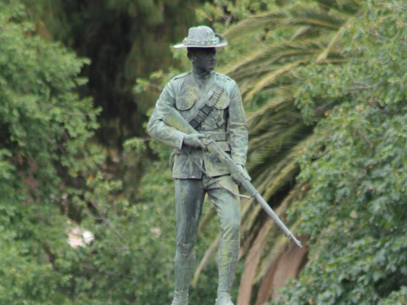 Statue