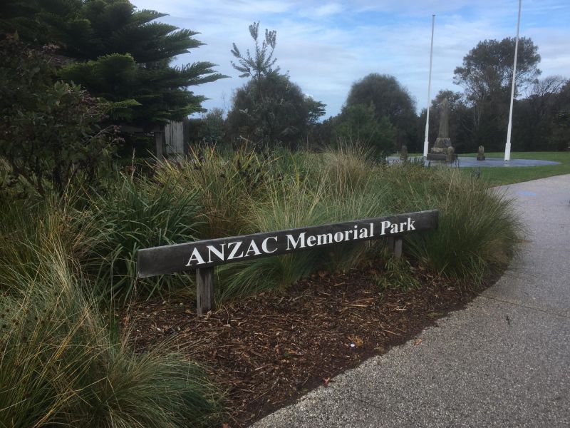 Lorne Avenue of Honour