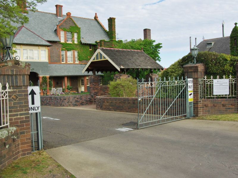 The Armidale School Old Boys & Masters WW1 Honour Roll & Memorial Gates