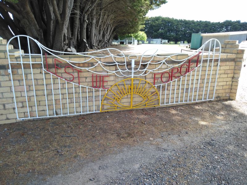 Deans Marsh Memorial Park Gate