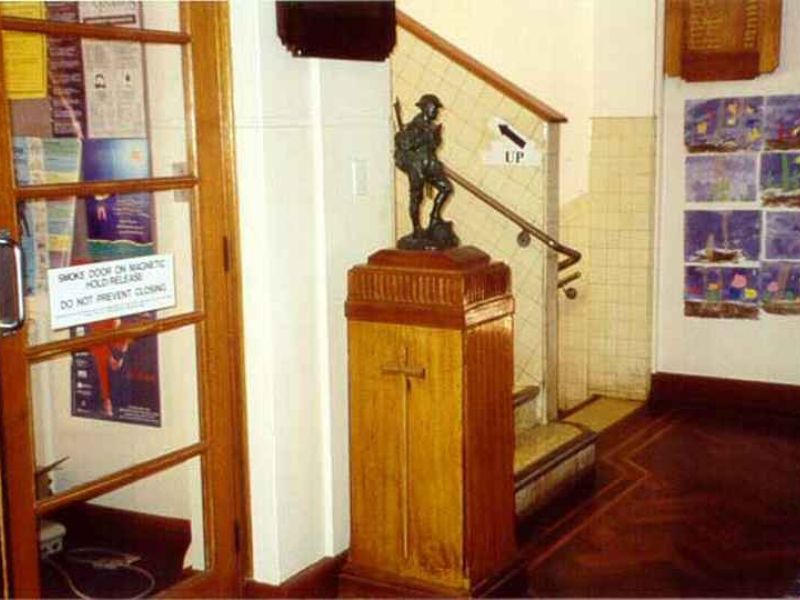 Ainslie Primary School Memorial