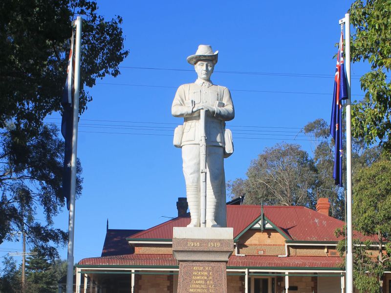 Tarlee War Memorial