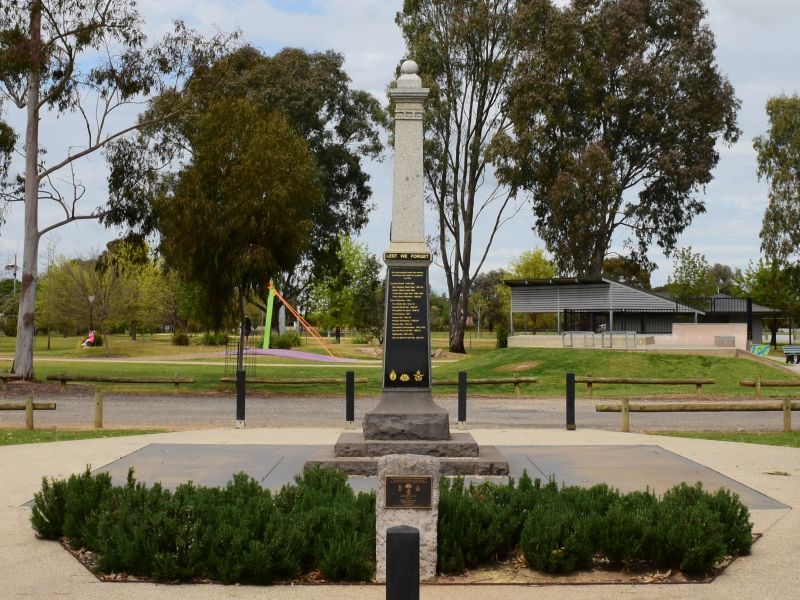 Howlong War Memorial