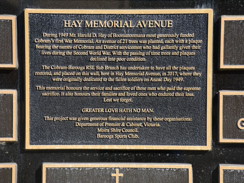 The Memorial Avenue plaque