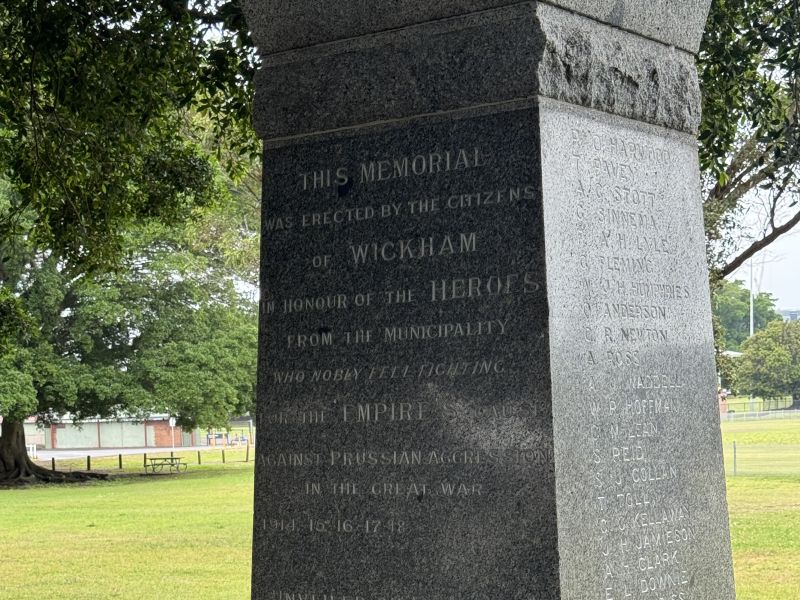 An early WW1 Memorial