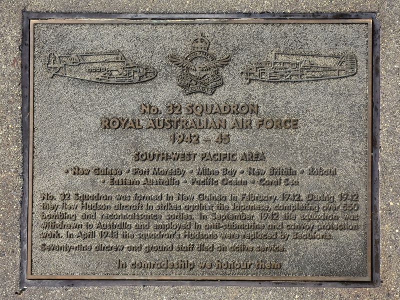 The plaque commemorating No. 32 Squadron of the Royal Australian Air Force
