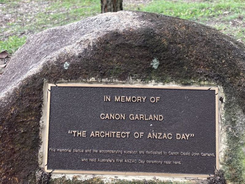Canon Garland Tree Plaque