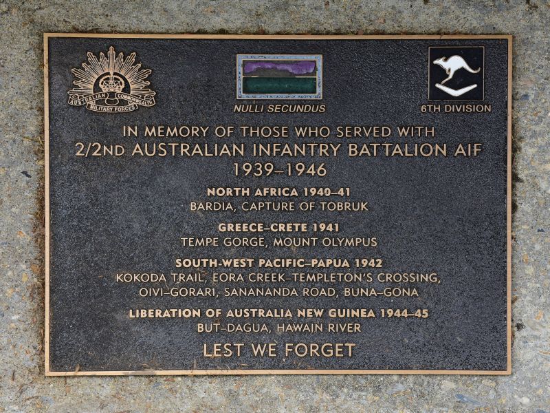 The plaque commemorating the 2/2nd Australian Infantry Battalion of the Second World War