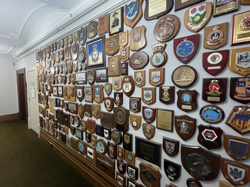 Entrance hall of the Lord Mayors office with Memorial at the far end