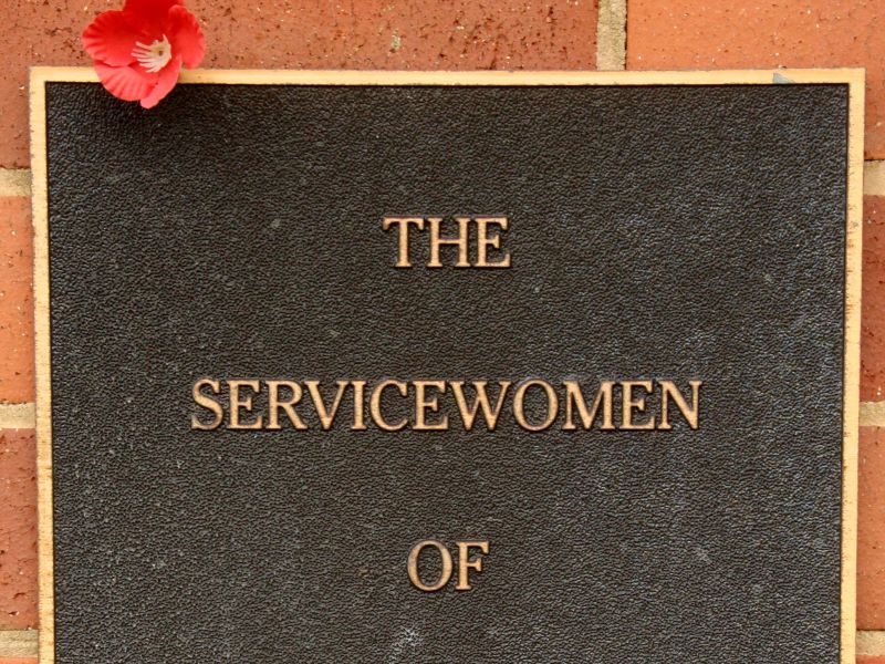 Grafton War Memorial Gardens Servicewomen of Australia Commemorative Plaque