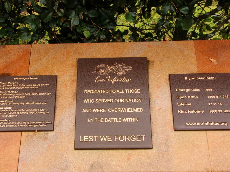 Currumbin Palm Beach RSL "Cor Inifinitus" Memorial Plaque