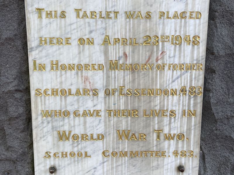Essendon PS 483 WW2 Memorial