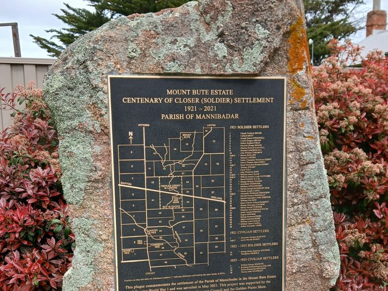 Mannibadar Soldier Settlement Memorial
