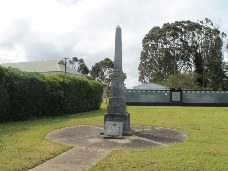 Glencoe Soldiers Memorial