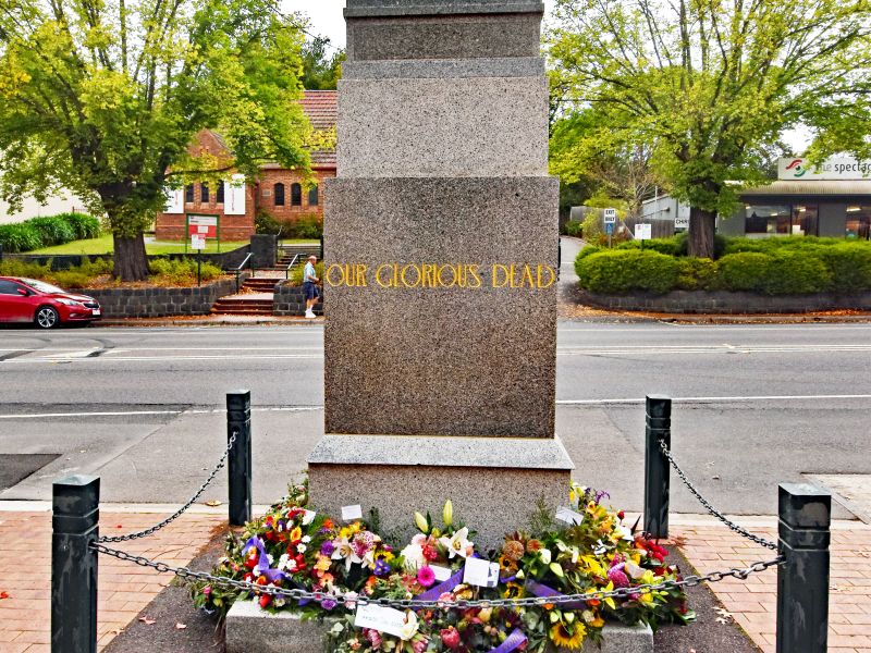  War Memorial   Outsider Hall