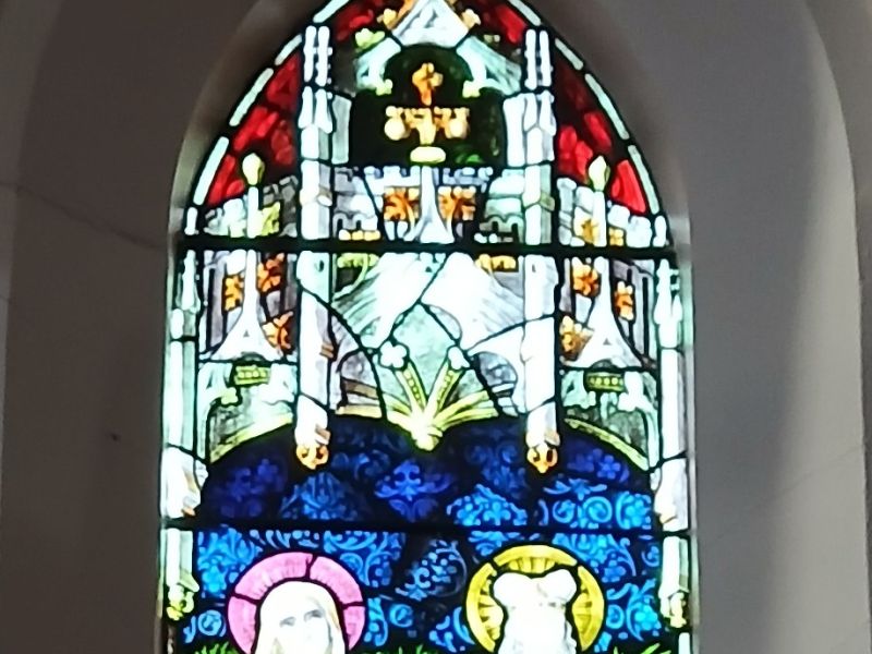 Meredith Family Mem Window 2