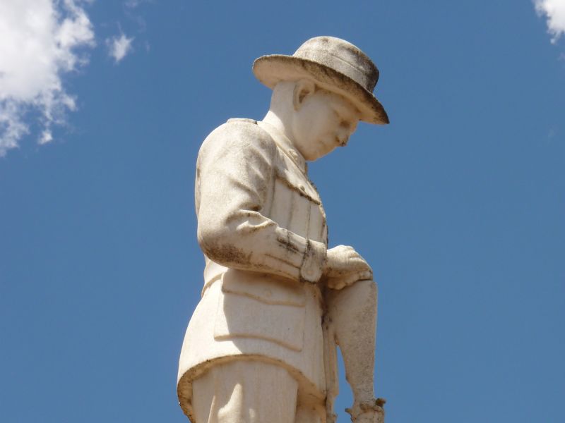 Coleraine memorial statue