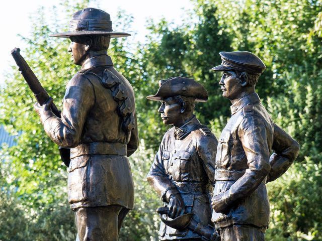 Euroa VC Memorial Statues