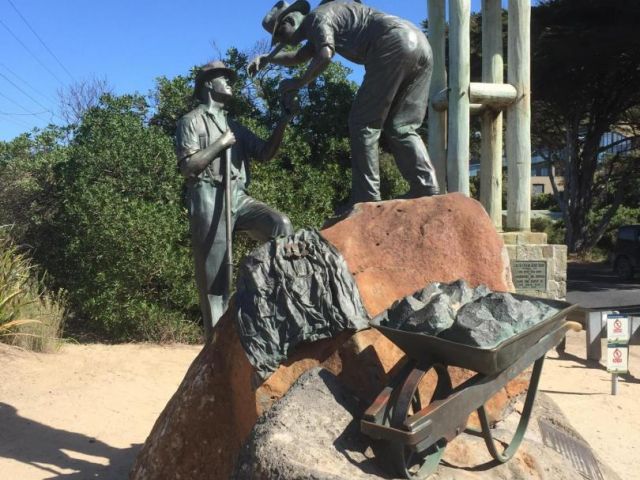 The Diggers memorial at The Great Ocean Road