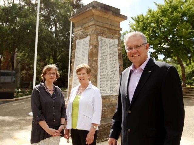 Scott Morrison stands by the Sutherland Shire War Memorial