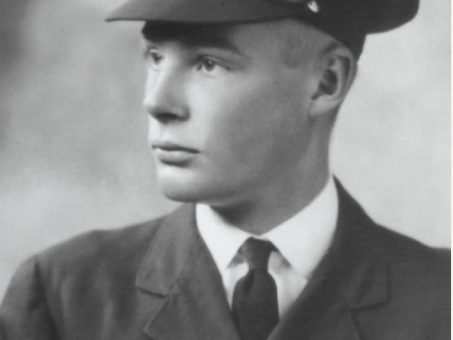 portrait of 76 Wing Commander Archibald Robert 'Archie' Tindal, RAAF. c.1942