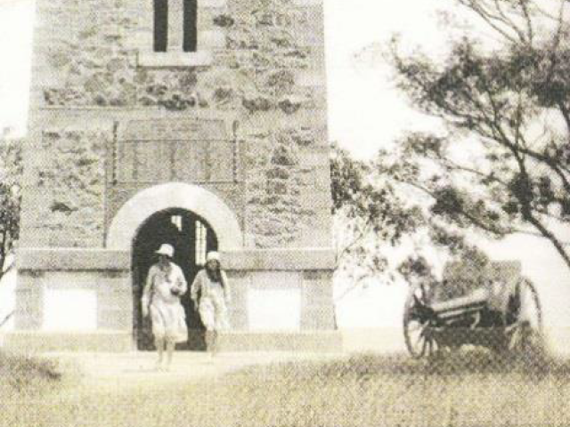 Early photograph of the Kangaroo Ground Memorial Tower