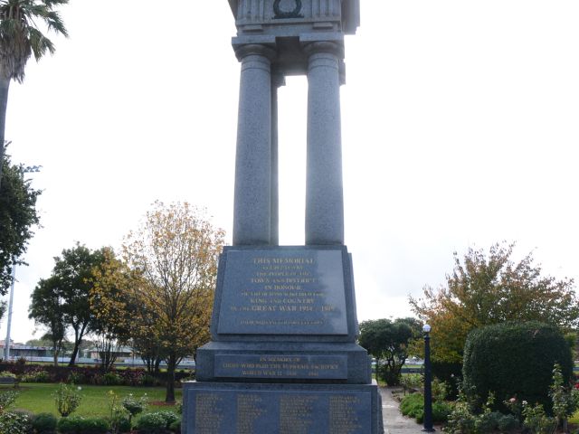 From base to apex, the features of the Memorial have significance