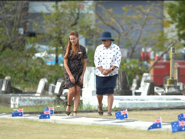 Australian Remembrance Army researchers Katrina Trevethan and Cate Walker.(ABC News)