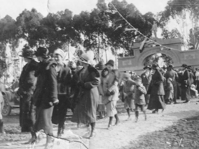 Murtoa's World War I memorial was unveiled in 1920. (Supplied: Murtoa and District Historical Society)