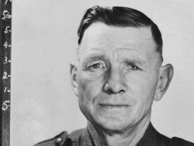 Lance Sergeant Fred Lindsay Staggs, 2/18th Battalion, 2nd AIF AWM P02467.081
