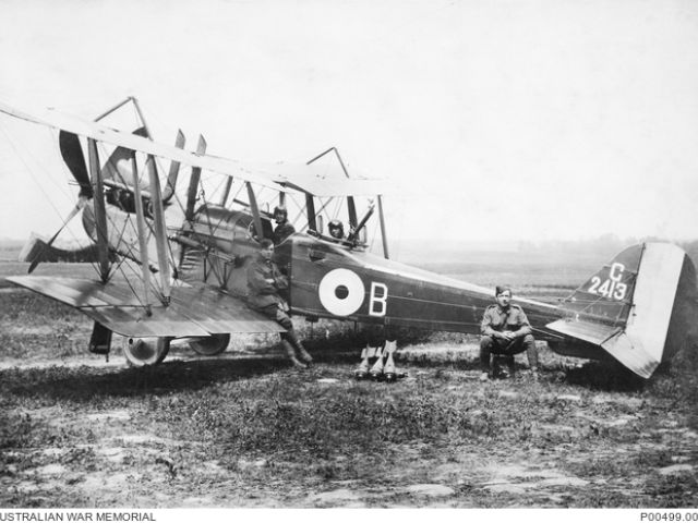 ROYAL AIRCRAFT FACTORY R.E.8 AIRCRAFT (C2413) OF NO. 3 SQUADRON