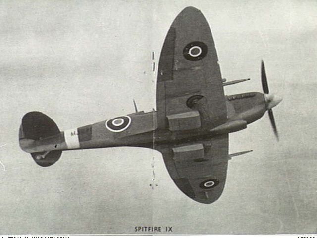 Spitfire  IX AWM 068933