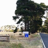 Amphitheatre drive