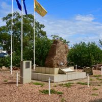Lightning Ridge War Memorial