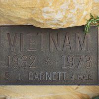 Busselton Vietnam Memorial Plaque - Queen Street and Albert Street (Bussell Highway)