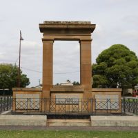 Jerilderie War memorial view looking south from the lake side