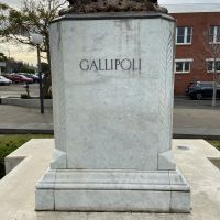 Geelong West War Monument