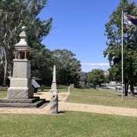 Several memorials, Murchison