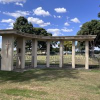 Entrance gateway