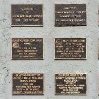 Individual plaques