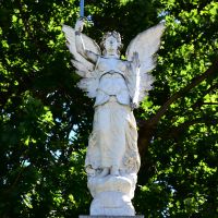 Winged Victory atop the Memorial