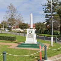 Commemorates Australians who died in the Great War, 2nd World War, Vietnam,  Borneo,  Malay Peninsula 