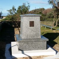 Wooli Cenotaph #2