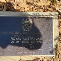 Plaque (18/04/2025)