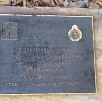 Plaque (18/04/2025)
