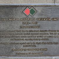 The plaque commemorating the 2/1st North Australia Observer Unit of the Second World War